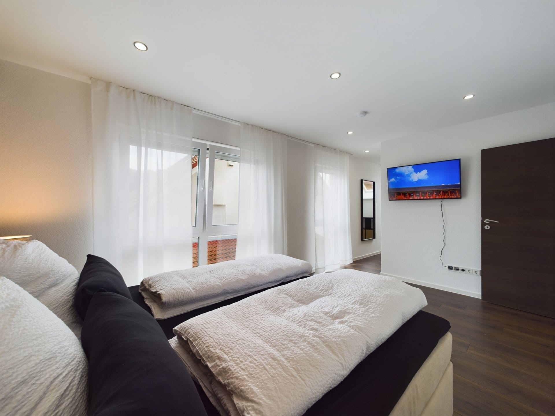 ramstein-miesenbach-2a-26 5-Bedroom TLA House in Ramstein | Near Ramstein Air Base